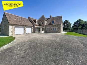 Vente maison 10 pièces Champcervon 50