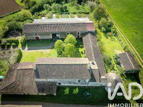 Vente maison 8 pièces Champdeniers-Saint-Denis 79