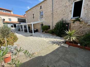Vente Maison 4 chambresChampdeniers-Saint-Denis