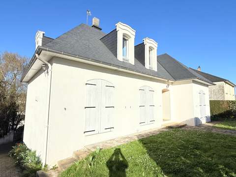 Vente maison 7 pièces Changé 53