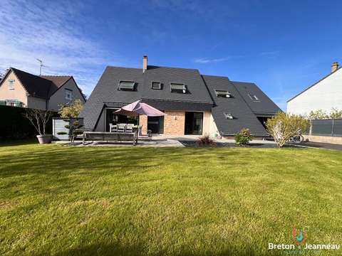 Vente maison 6 pièces Changé 53