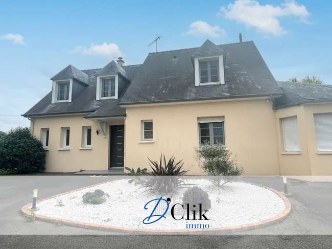 Maison 8 pièces 171 m² · à Changé · 171 m² · 331 000 €
