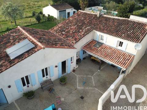 Vente maison 6 pièces Chaniers 17