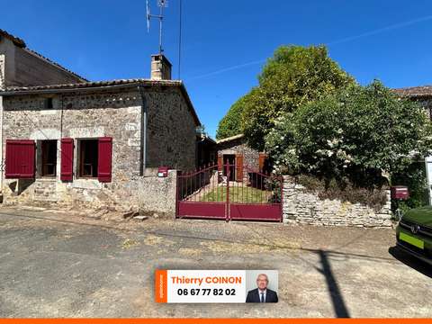 Vente maison 4 pièces Chantecorps 79