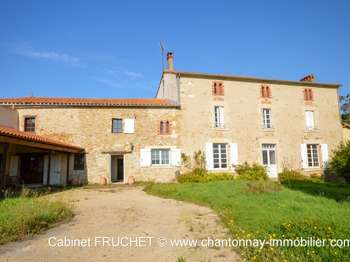 Vente maison 8 pièces Chantonnay 85
