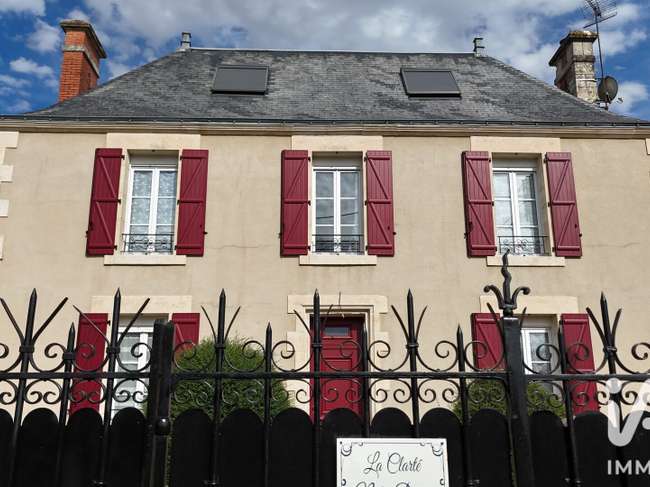 Maison 9 pièces 196 m² · à Chantonnay · 196 m² · 425 000 €