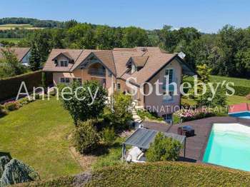 Vente maison 10 pièces Chapeiry 74