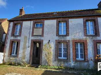 Maison 5 pièces 86 m² · à Charencey · 86 m² · 69 500 €
