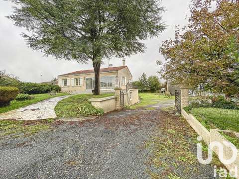 Vente maison 7 pièces Charron 17