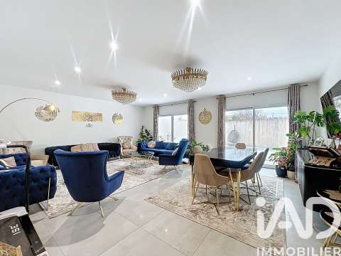Vente maison 7 pièces Charron 17