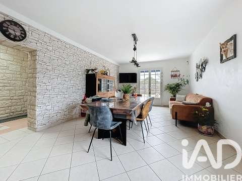 Vente maison 8 pièces Charron 17