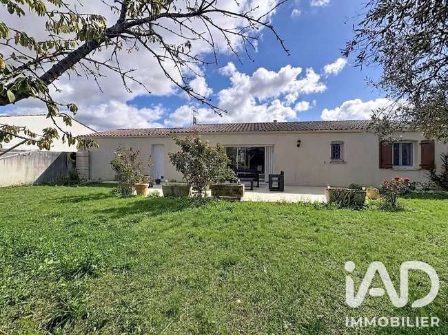 Maison 4 pièces 101 m² · à Charron · 101 m² · 263 000 €