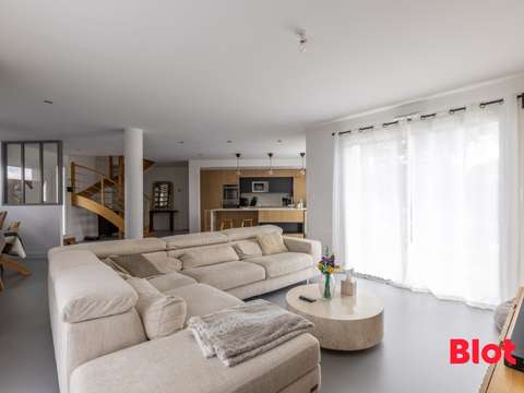 Vente maison 7 pièces Vente maison 7 pièces