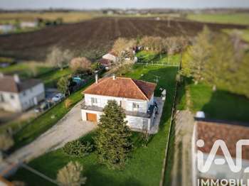 Vente maison 8 pièces Chasseneuil-sur-Bonnieure 16