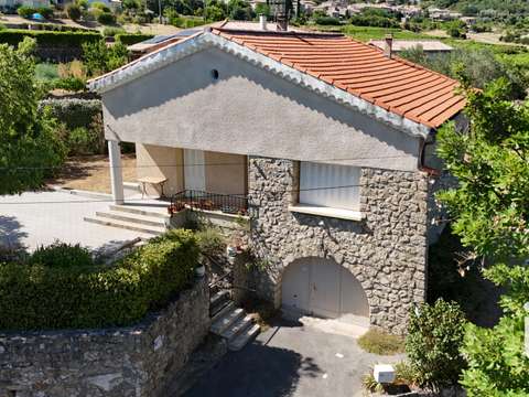 Vente maison 6 pièces Chassiers 07