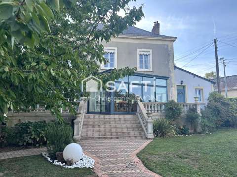 Vente maison 12 pièces Château-Gontier 53