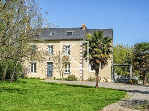 Vente maison 7 pièces Château-Gontier 53