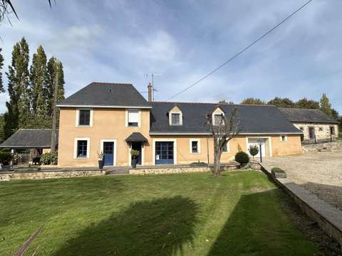 Vente maison 6 pièces Château-Gontier-sur-Mayenne 53