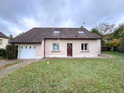 Vente maison 5 pièces Château-Gontier-sur-Mayenne 53