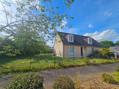 Vente maison 5 pièces Château-Gontier-sur-Mayenne 53