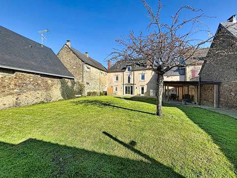 Vente maison 6 pièces Château-Gontier-sur-Mayenne 53
