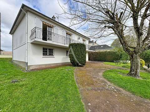 Vente maison 5 pièces Château-Gontier-sur-Mayenne 53
