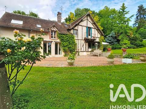 Vente maison 11 pièces Château-Renard 45