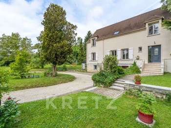 Maison 7 pièces 163 m² · à Châteaufort · 163 m² · 1 099 000 €