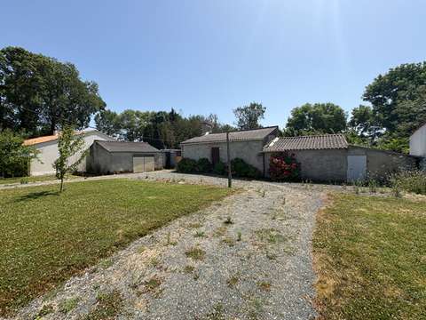 Vente maison 4 pièces Châteauneuf 85