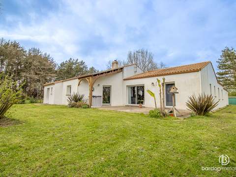 Vente maison 7 pièces Châteauneuf 85