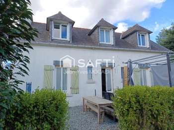 Maison 4 pièces 123 m² · à Châteauneuf-du-Faou · 123 m² · 180 000 €