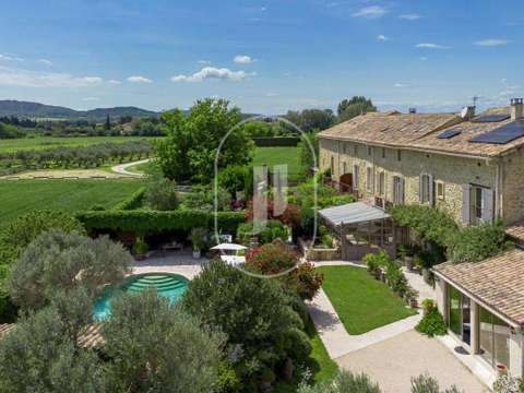 Vente maison 18 pièces Châteauneuf-du-Pape 84