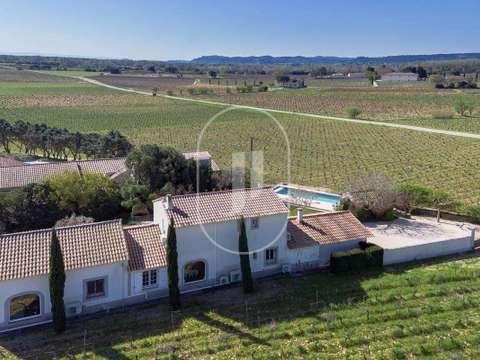 Vente maison 5 pièces Châteauneuf-du-Pape 84