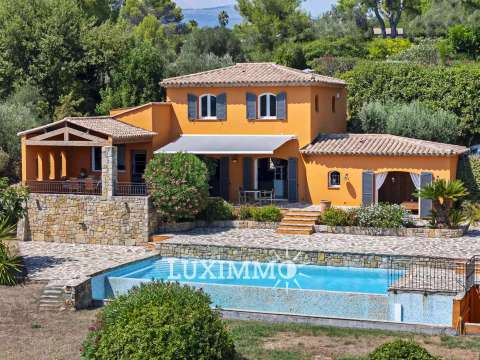 Vente maison 5 pièces Châteauneuf-Grasse 06