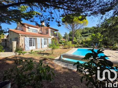 Vente maison 5 pièces Châteauneuf-Grasse 06