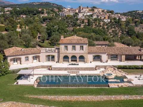 Vente maison 9 pièces Châteauneuf-Grasse 06