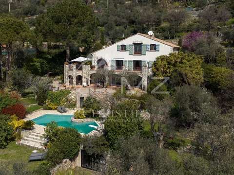 Vente maison 8 pièces Châteauneuf-Grasse 06