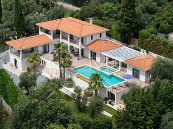 Vente maison 8 pièces Châteauneuf-Grasse 06