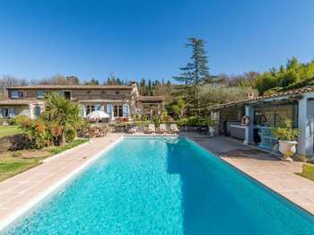 Vente maison 11 pièces Châteauneuf-Grasse 06
