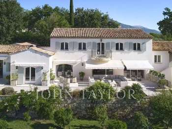 Vente maison 11 pièces Châteauneuf-Grasse 06