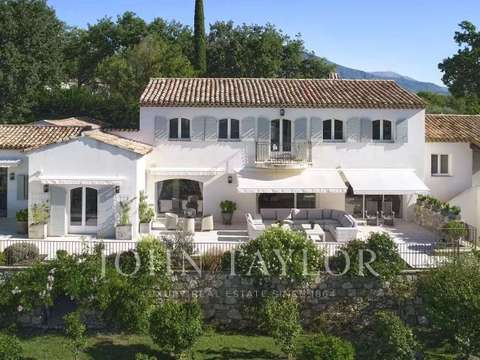 Vente maison 11 pièces Châteauneuf-Grasse 06