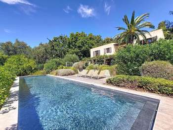 Vente maison 8 pièces Châteauneuf-Grasse 06