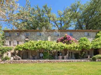 Maison 10 pièces 400 m² · à Châteauneuf-Grasse · 400 m² · 4 250 000 €