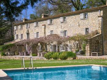 Vente maison 10 pièces Châteauneuf-Grasse 06
