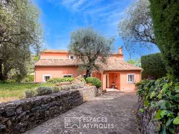 Vente maison 8 pièces Châteauneuf-Grasse 06
