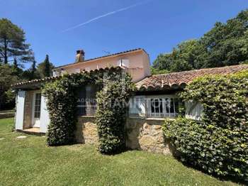 Maison 6 pièces 185 m² · à Châteauneuf-Grasse · 185 m² · 1 260 000 €