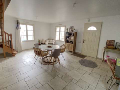 Vente maison 5 pièces Châteauneuf-sur-Sarthe 49
