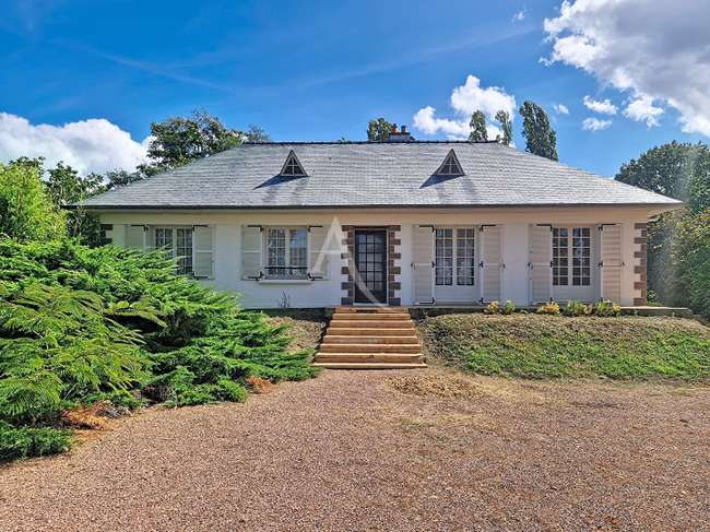 Maison 5 pièces 95 m² · à Les Hauts-d'Anjou · 95 m² · 239 500 €
