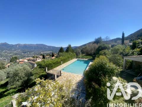 Vente maison 7 pièces Châteauneuf-Villevieille 06