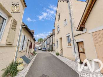 Maison 6 pièces 161 m² · à Châtillon-Coligny · 161 m² · 122 000 €
